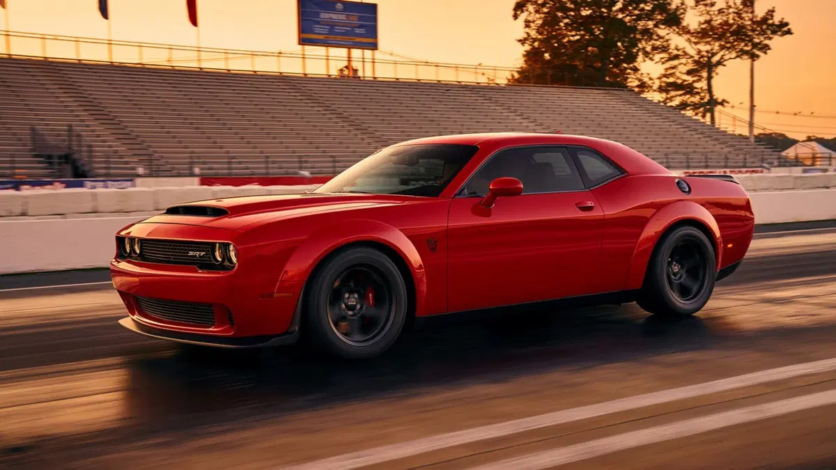 Dodge Challenger SRT Demon: anche le auto possono impennare [Video] (27)