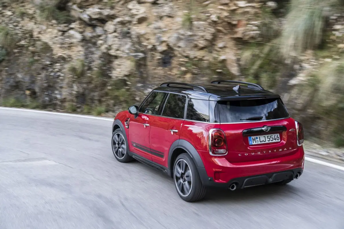 MINI Countryman John Cooper Works, ecco la seconda generazione (15)