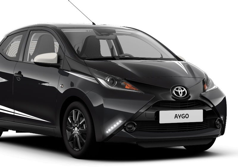 Toyota Aygo X-Black Limited Edition, look total black per la city car