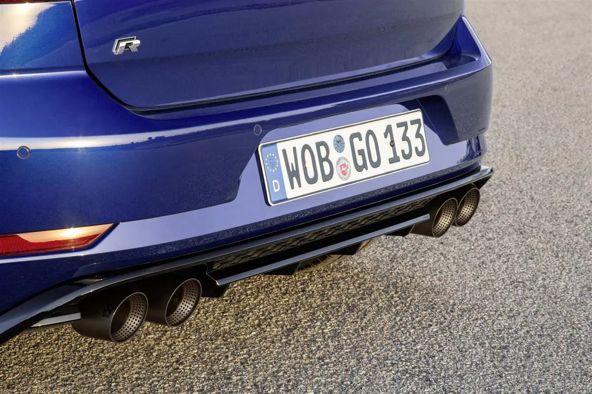 Volkswagen Golf R 2017 [Video Primo Test] (2)