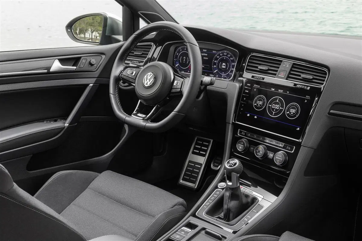 Volkswagen Golf R 2017 [Video Primo Test] (8)