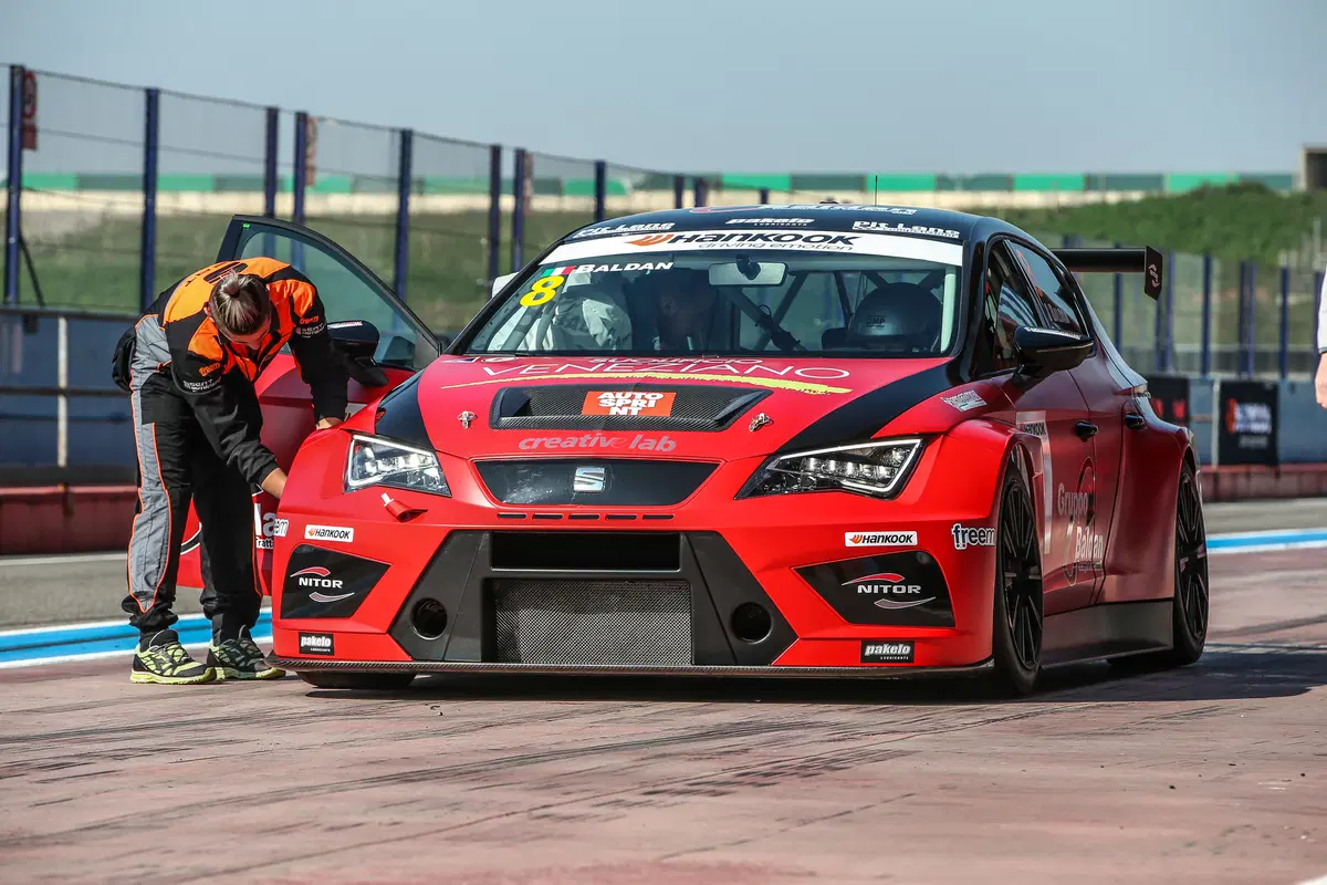 Il 2017 di Seat nel Motorsport: ecco le tre protagoniste TCR, Cup ed ST Cup [Video] (5)