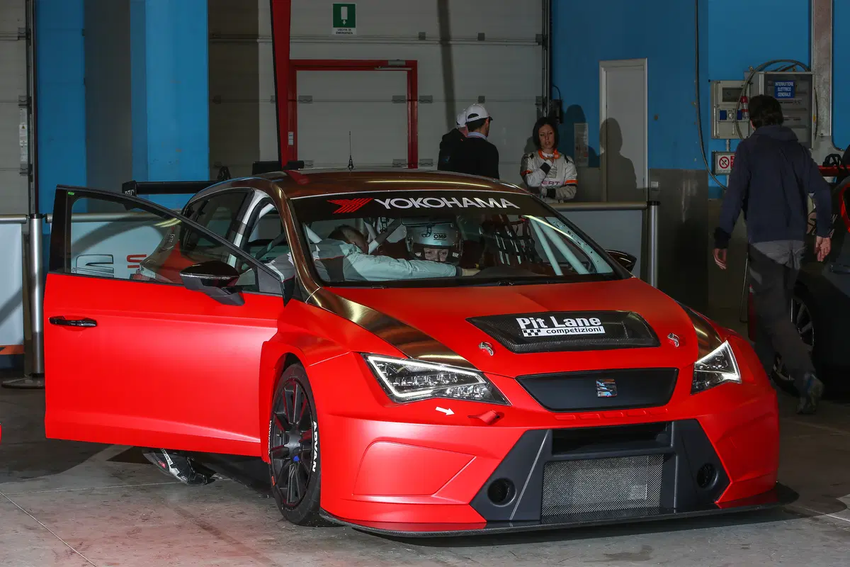 Il 2017 di Seat nel Motorsport: ecco le tre protagoniste TCR, Cup ed ST Cup [Video] (8)