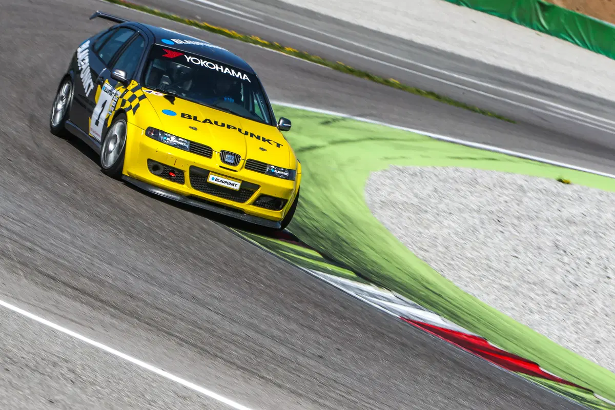 Il 2017 di Seat nel Motorsport: ecco le tre protagoniste TCR, Cup ed ST Cup [Video] (24)