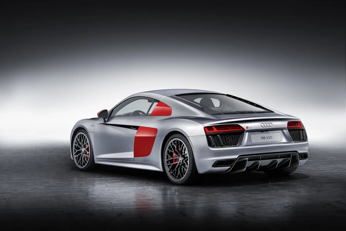 Audi R8 “Audi Sport” Edition, un modello speciale per celebrare le vittorie in pista