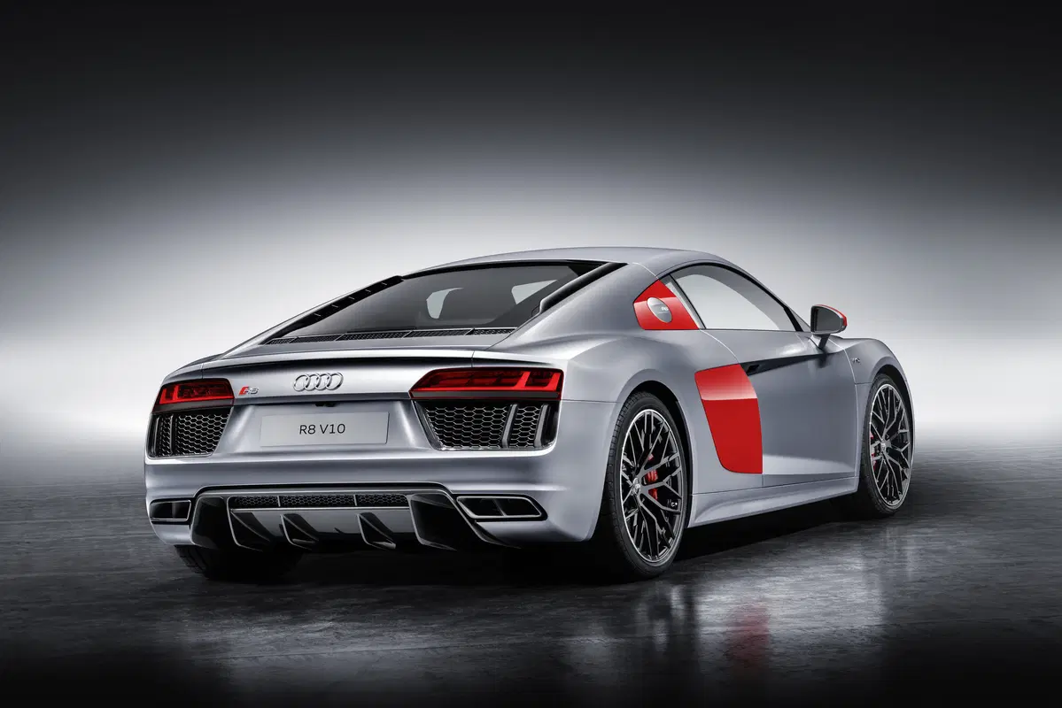 Audi R8 “Audi Sport” Edition, un modello speciale per celebrare le vittorie in pista (4)