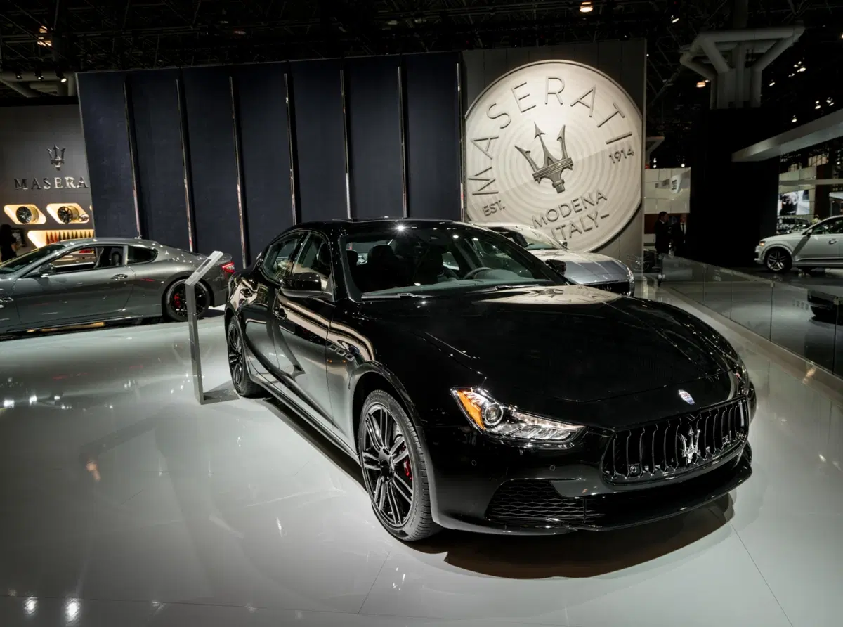 Maserati Ghibli Nerissimo, nero solo per gli USA (4)
