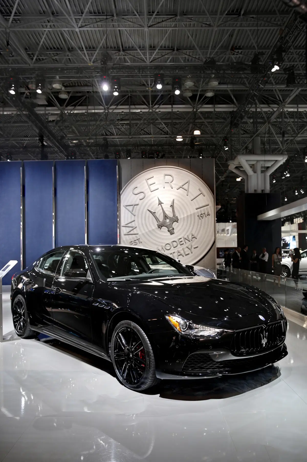 Maserati Ghibli Nerissimo, nero solo per gli USA (7)