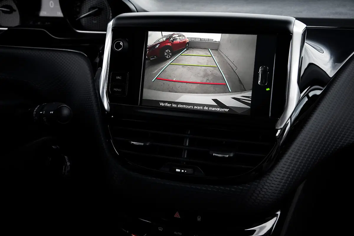 Quale comprare, Confronto: Peugeot 2008 PureTech Turbo 110 Vs Suzuki S-Cross 1.0 Boosterjet