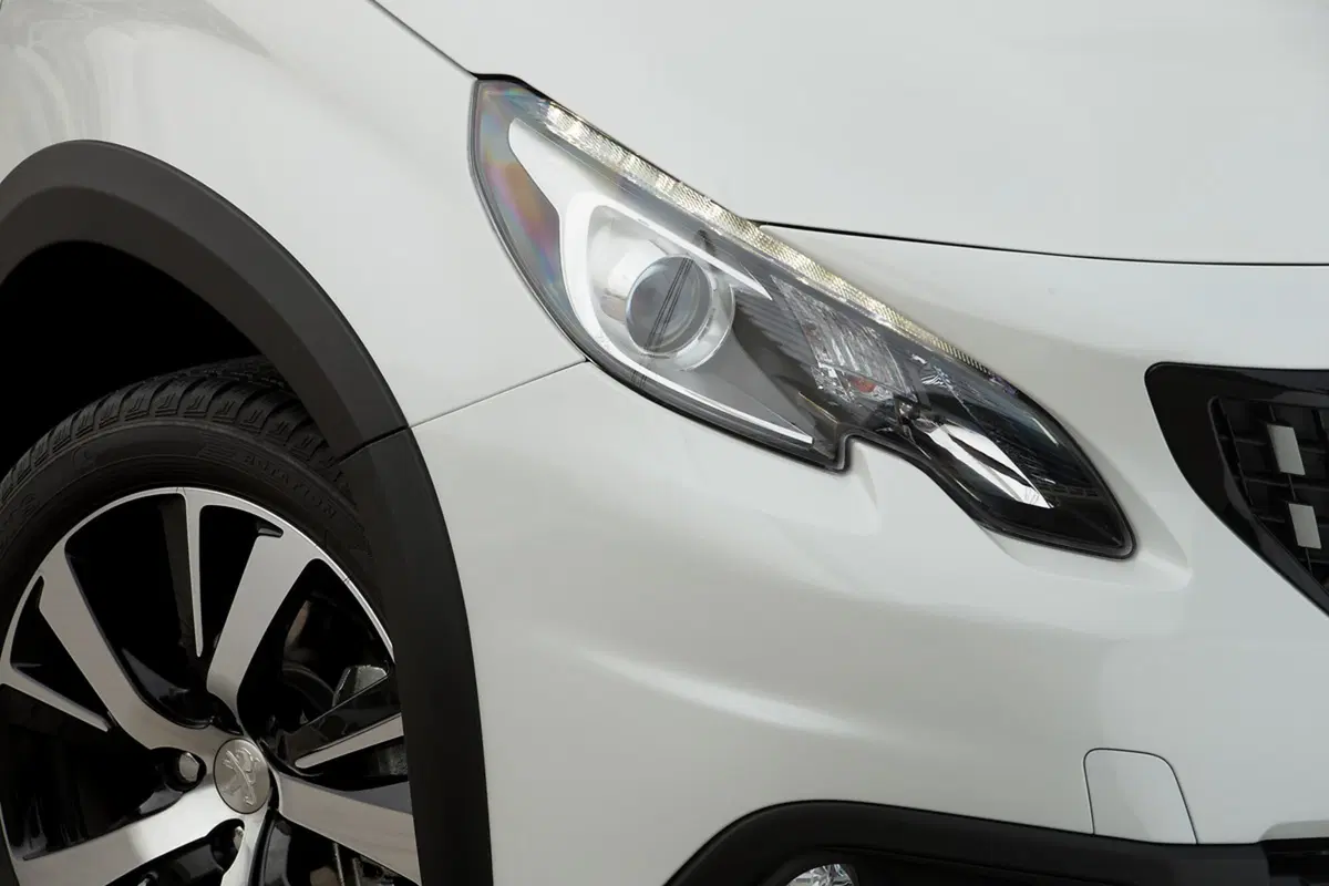 Quale comprare, Confronto: Peugeot 2008 PureTech Turbo 110 Vs Suzuki S-Cross 1.0 Boosterjet (8)