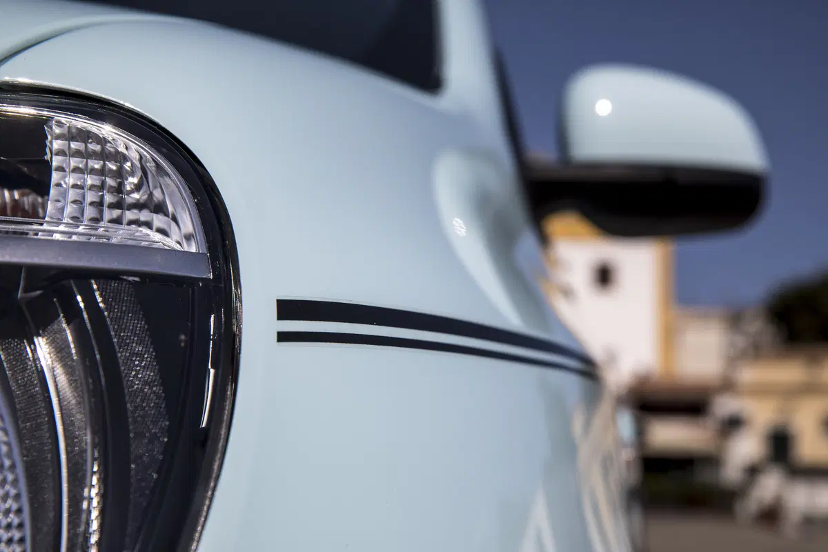 Renault Twingo | L'automatico per tutti... e per tutte! (2)