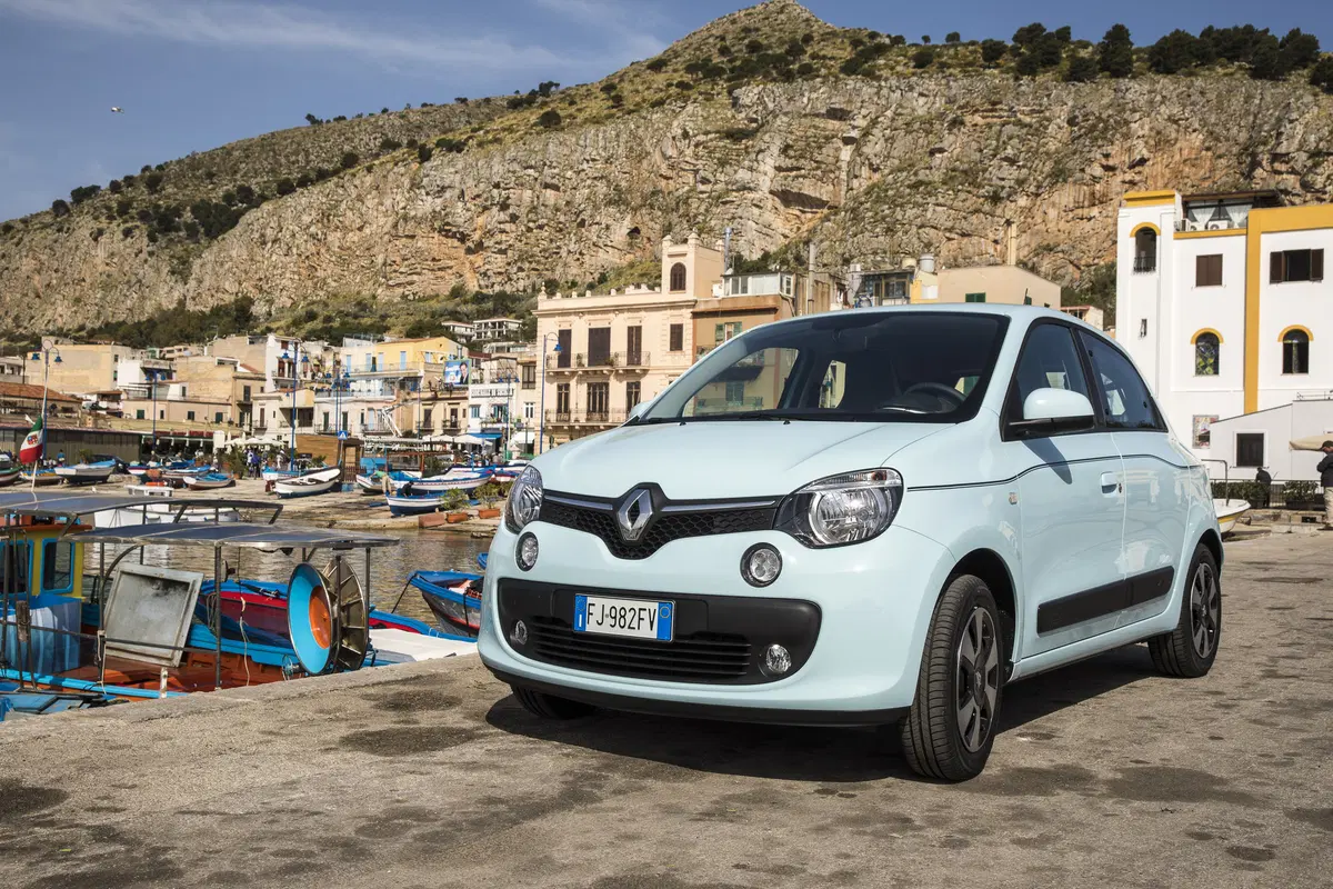 Renault Twingo | L'automatico per tutti... e per tutte! (5)