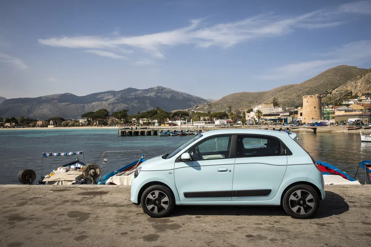 Renault Twingo | L'automatico per tutti... e per tutte! (20)