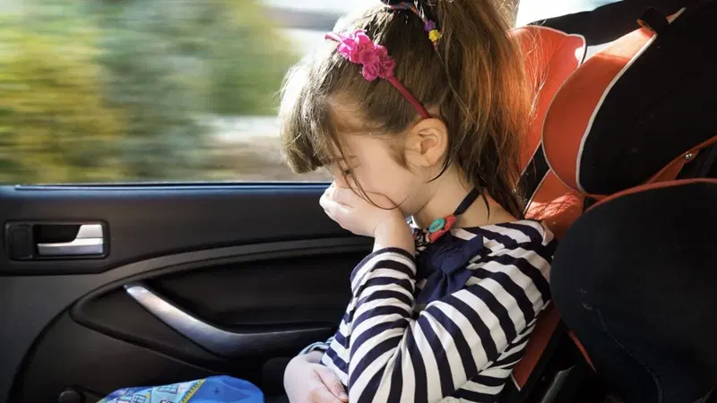 Mal d'auto? Ecco come evitarlo