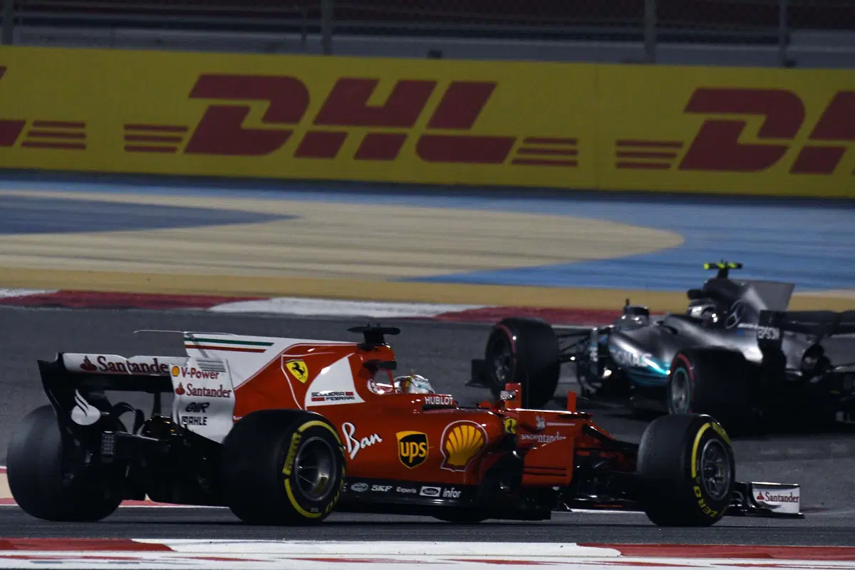 F1, Gp Bahrain 2017, FP2: Vettel davanti a tutti (25)