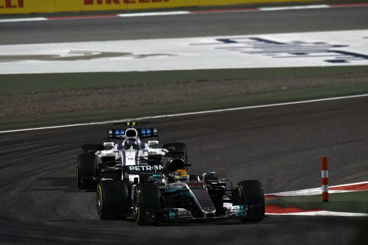 F1, Gp Bahrain 2017, FP2: Vettel davanti a tutti (28)