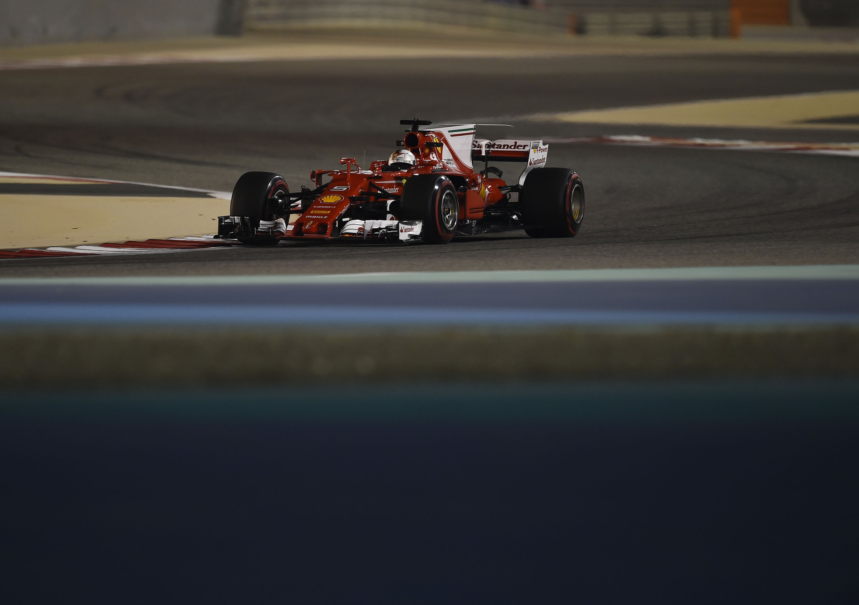 F1, GP Bahrain 2017, Vettel: &laquo;Il mio distacco? Maggiore del previsto&raquo;