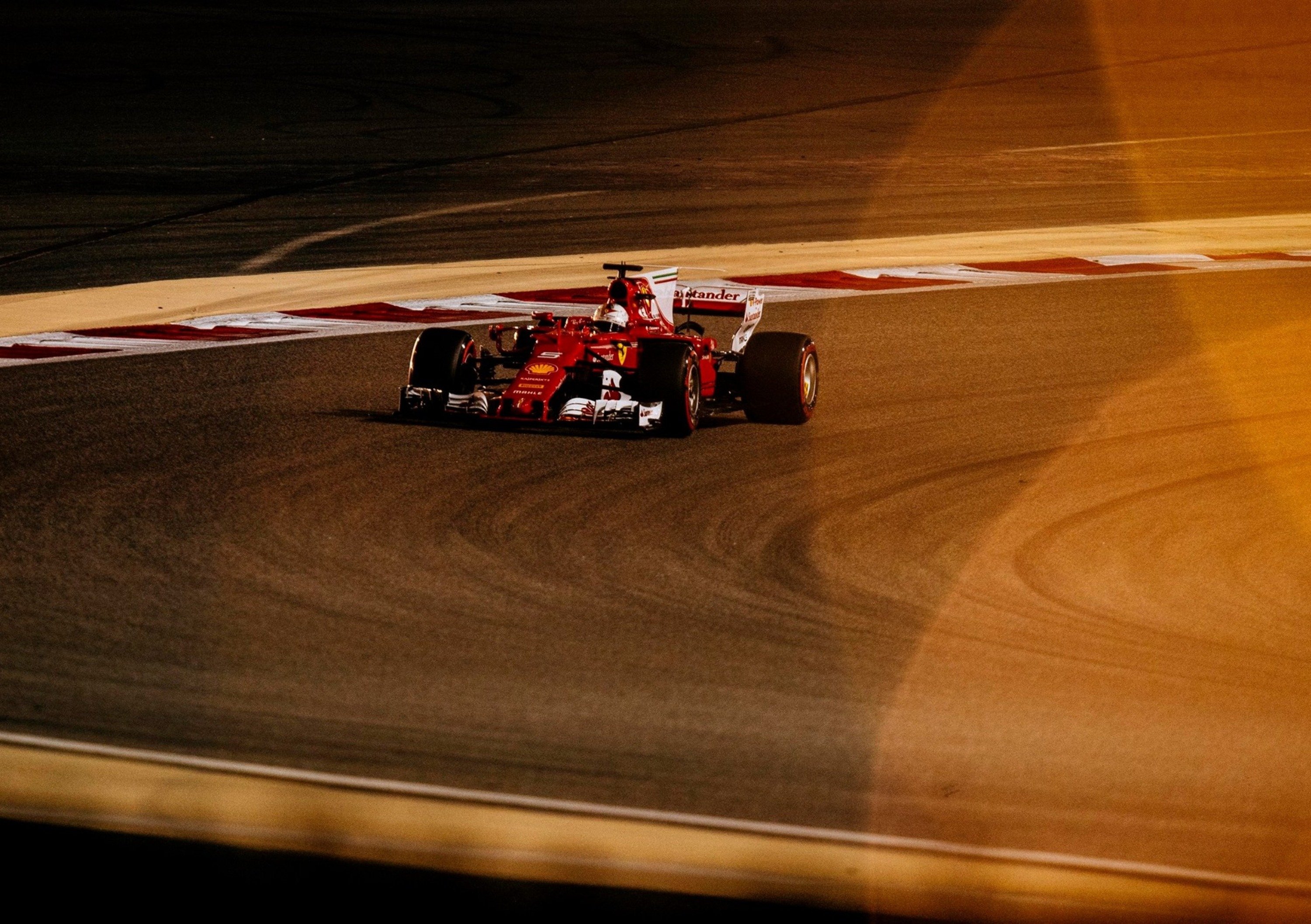 F1, GP Bahrain 2017: vince Vettel