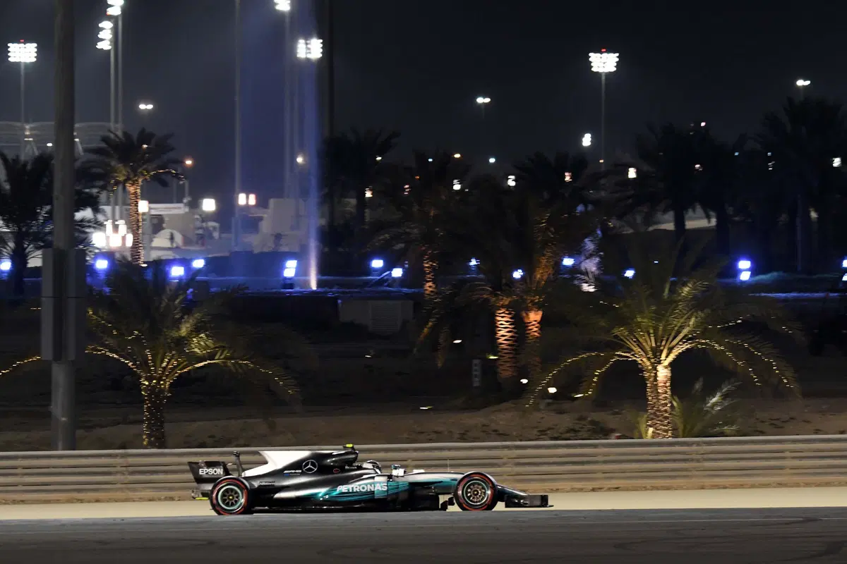F1, GP Bahrain 2017: pole per Bottas. Terzo Vettel (24)