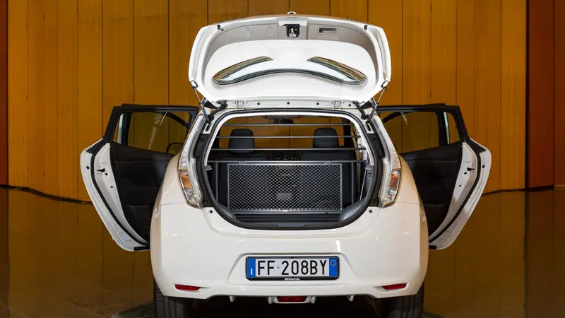 Nissan Leaf Van, commerciale a emissioni zero