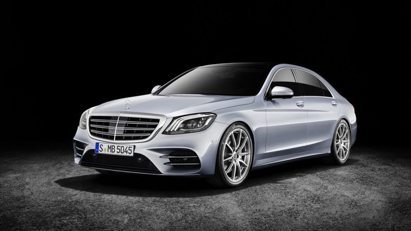 Mercedes Classe S restyling 2017, debutto a Shanghai