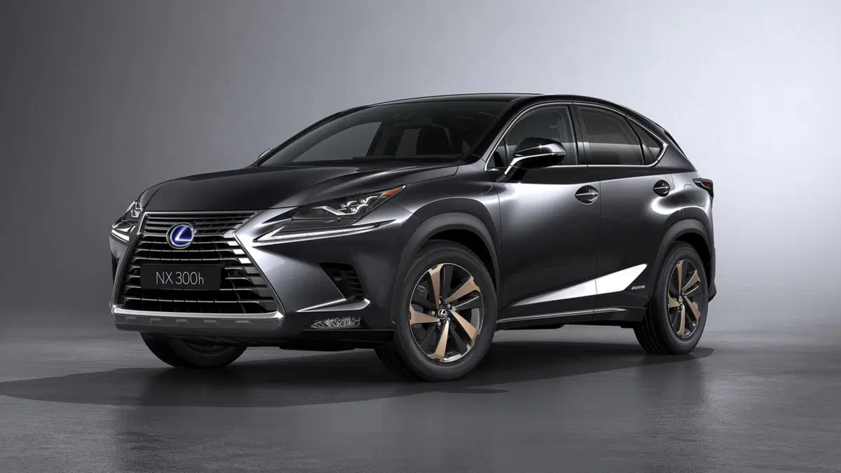 Lexus NX restyling 2017, il debutto a Shanghai (6)