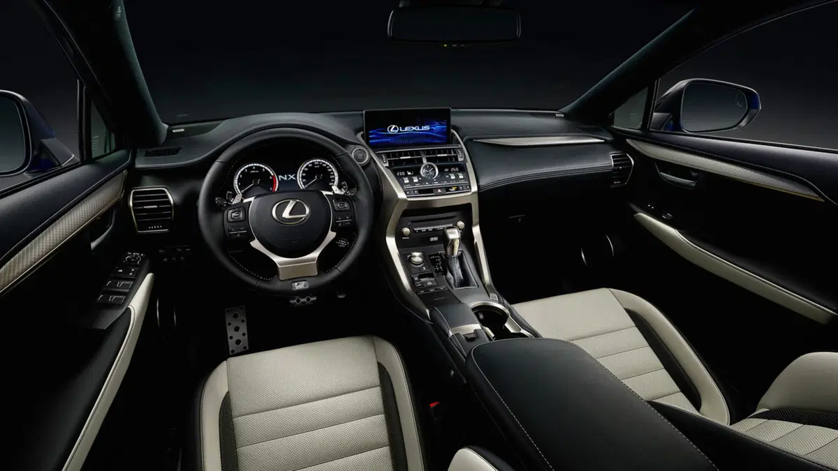 Lexus NX restyling 2017, il debutto a Shanghai (8)