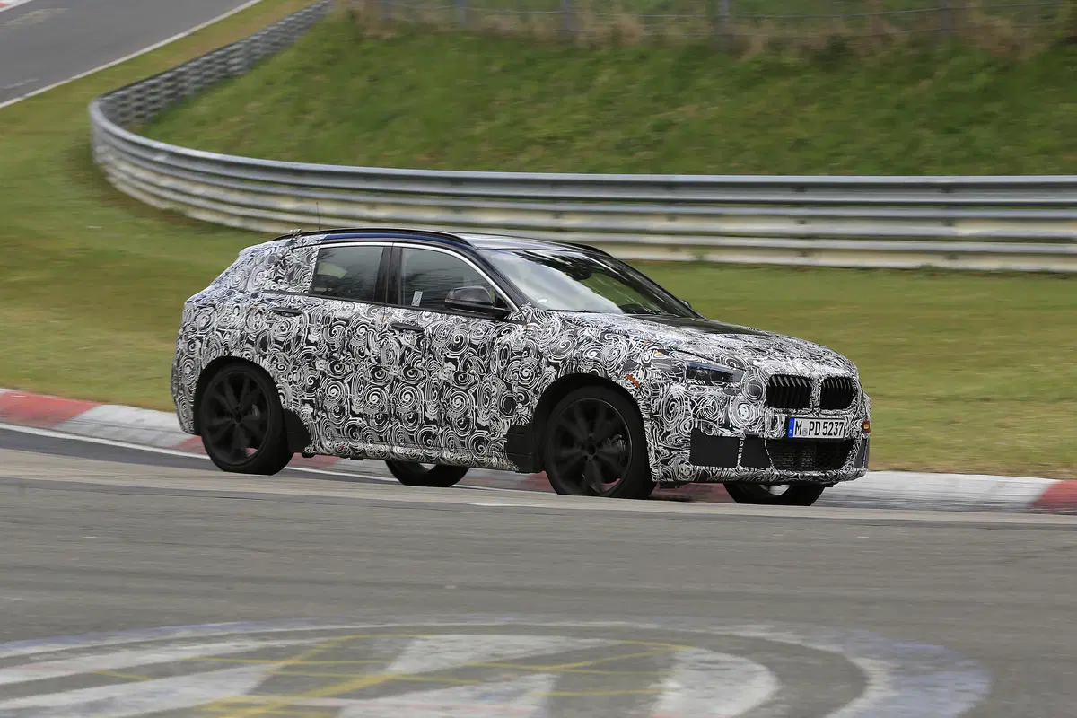 BMW X2, al Ring i collaudi per la nuova X