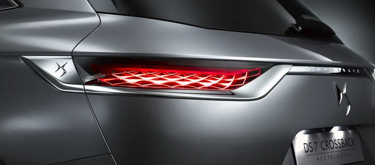 DS 7 Crossback La Première, edizione limitata per il lancio (4)