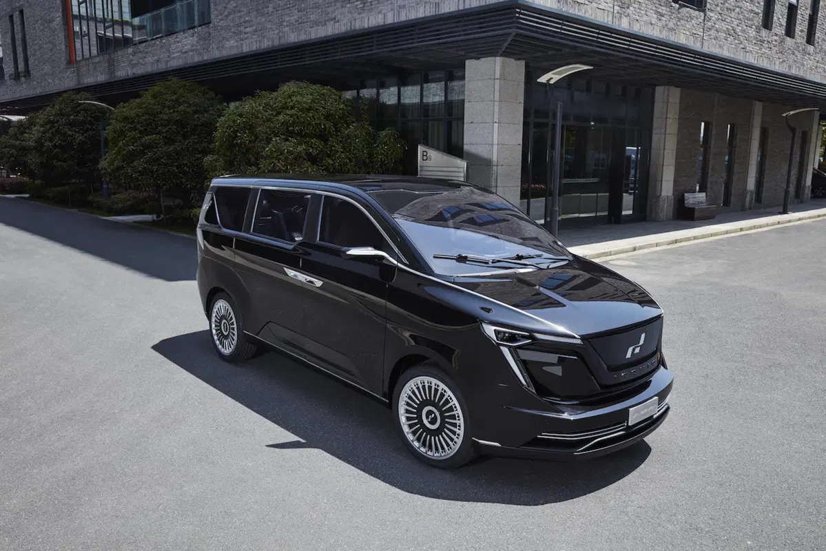 Iconiq Motors e W Motors scelgono la tecnologia elettrica svedese (6)