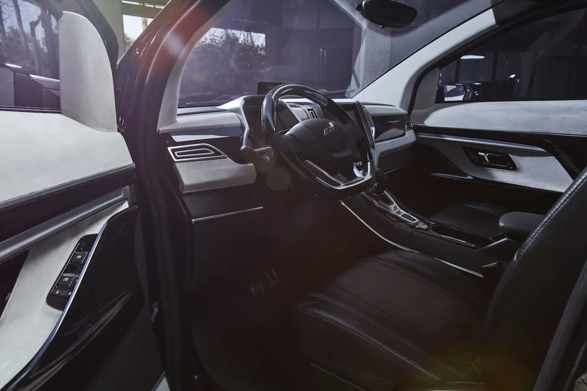 Iconiq Motors e W Motors scelgono la tecnologia elettrica svedese (10)