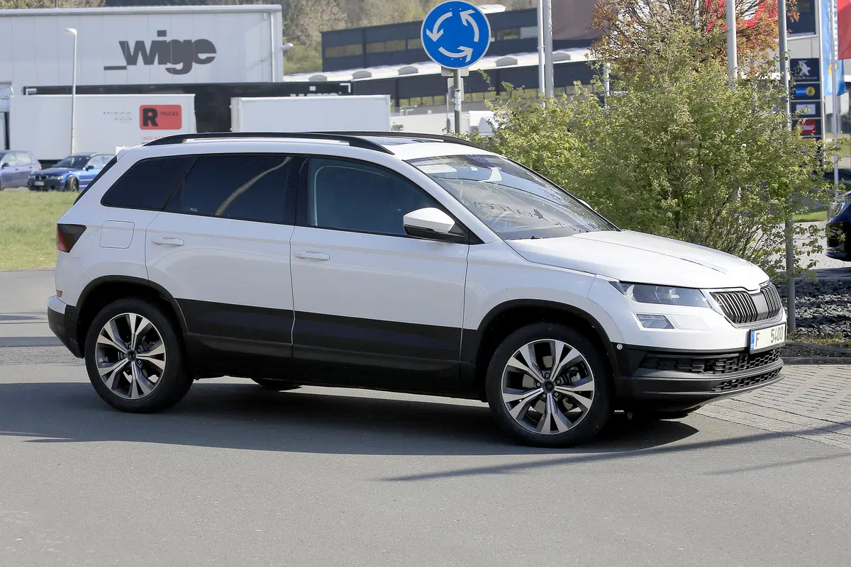 Skoda, test per l'erede della Yeti (4)