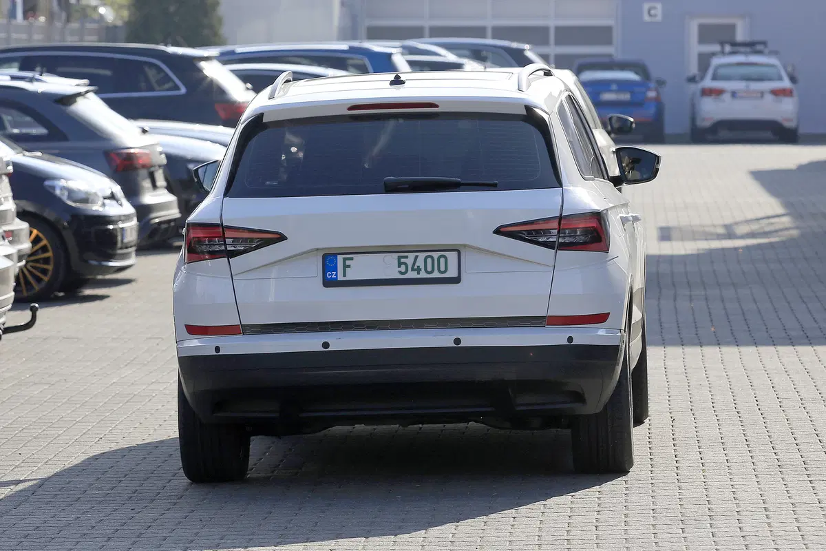 Skoda, test per l'erede della Yeti (7)