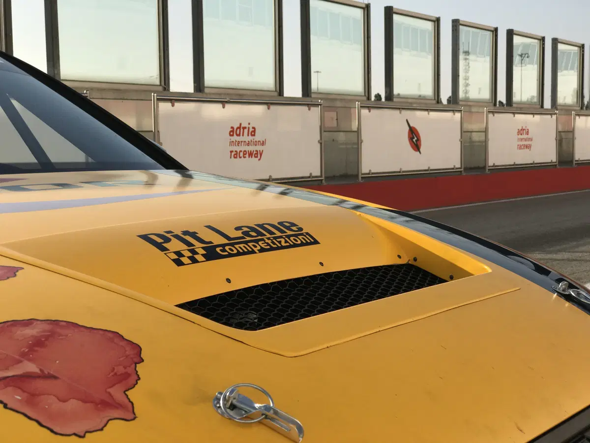 Audi RS3 LMS, la sedan 'cattiva' per i campionati TCR [Video primo test] (16)