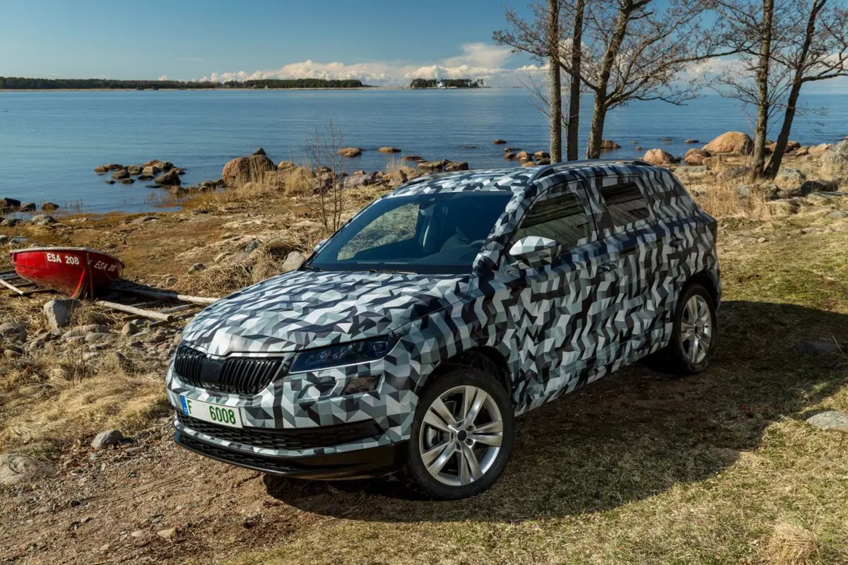 Skoda Karoq, il nuovo SUV è compatto (12)