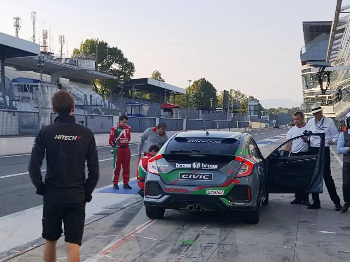 Honda Civic 2017 1.5 Turbo VTec Sport +: personalità forte (25)