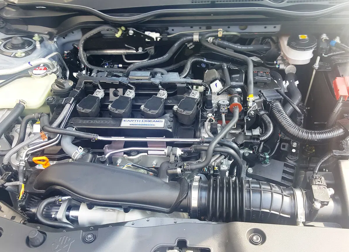 Honda Civic 2017 1.5 Turbo VTec Sport +: personalità forte (26)