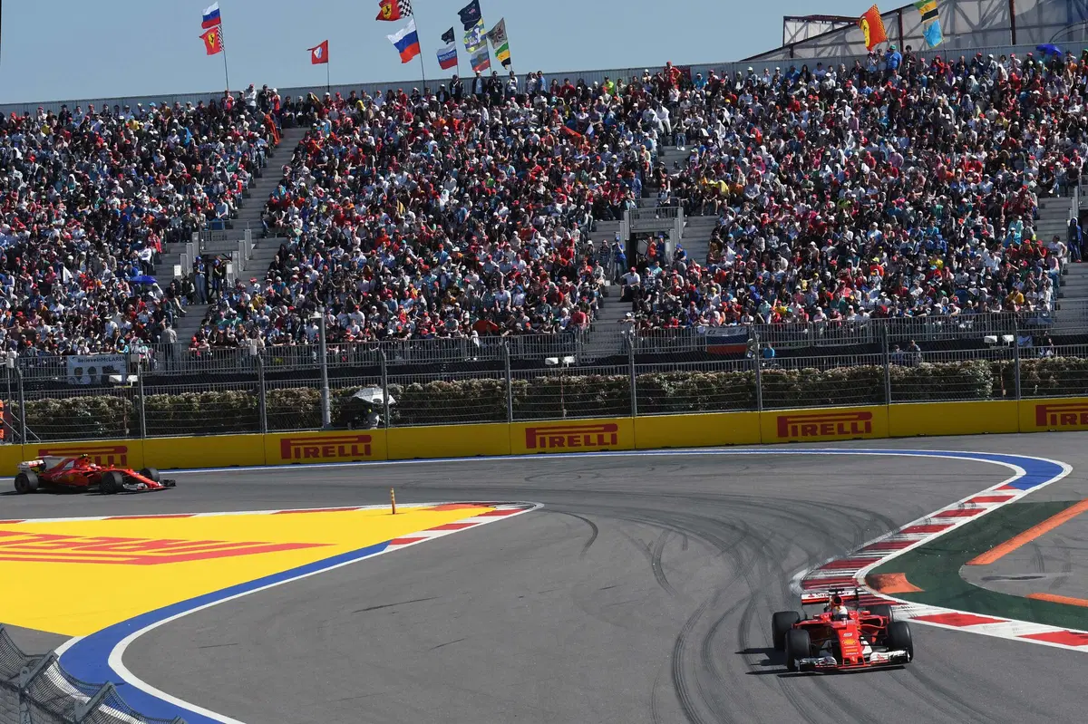 F1, GP Russia 2017: vince Bottas. Secondo Vettel (18)