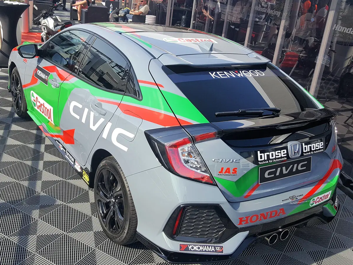 Honda Civic 2017 1.5 Turbo VTec Sport +: personalità forte (7)