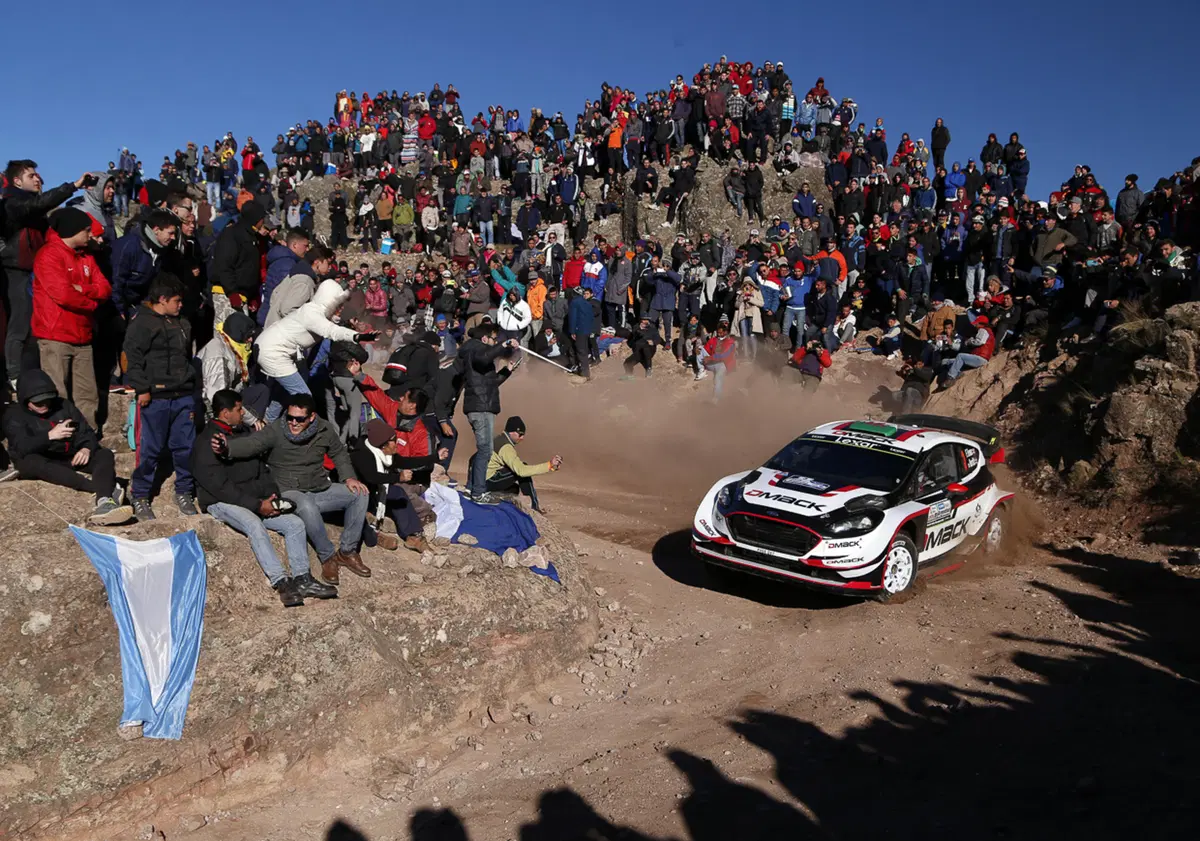 WRC17 Argentina. Neuville (Hyundai) Rovescia il Mondo e Vince!  (5)