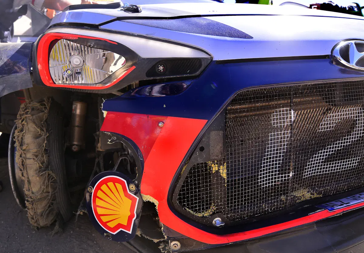 WRC17 Argentina. Neuville (Hyundai) Rovescia il Mondo e Vince!  (16)