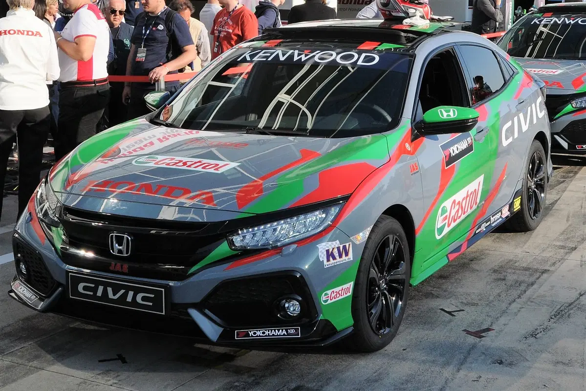 Honda Civic 2017 1.5 Turbo VTec Sport +: personalità forte (8)