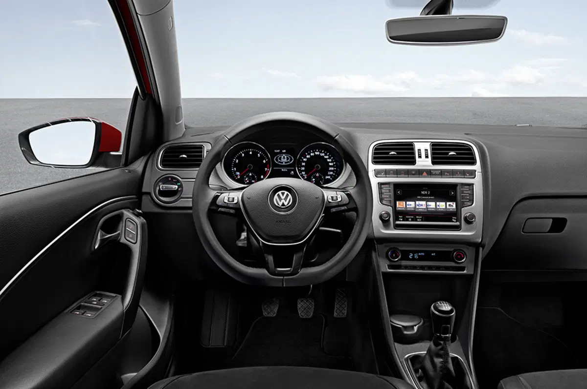 Quale comprare, Confronto: Hyundai i20 1.2 Vs Volkswagen Polo 1.0 (2)