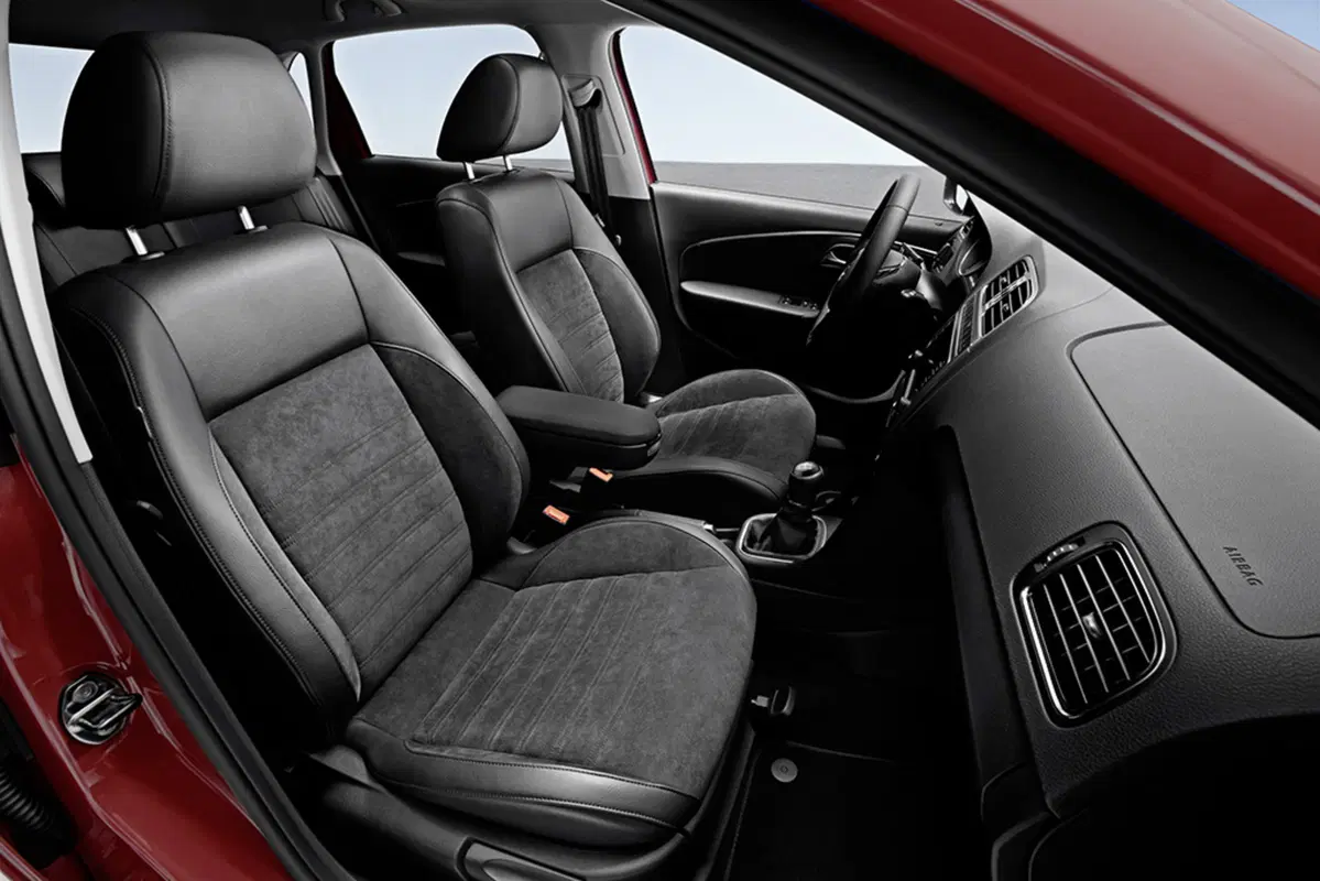 Quale comprare, Confronto: Hyundai i20 1.2 Vs Volkswagen Polo 1.0 (2)