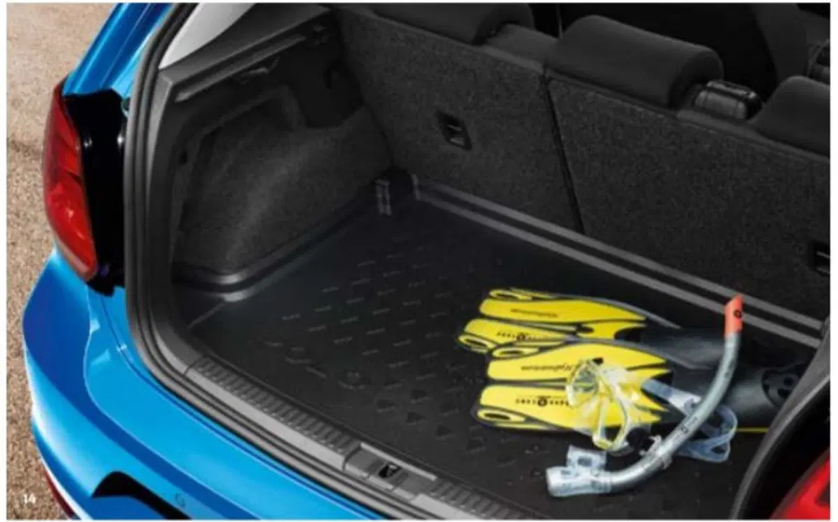 Quale comprare, Confronto: Hyundai i20 1.2 Vs Volkswagen Polo 1.0 (4)