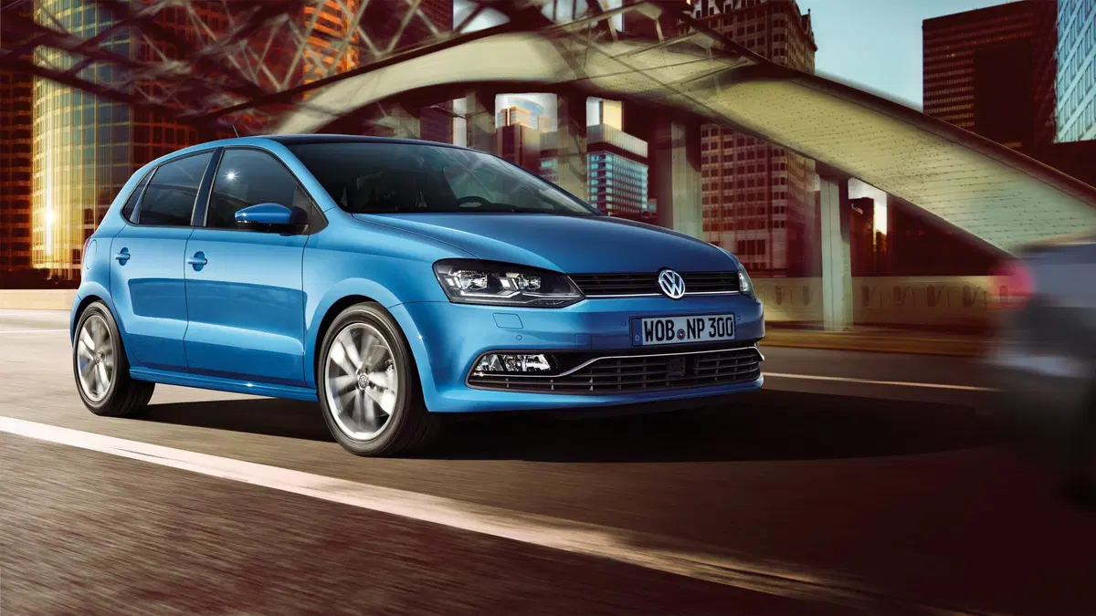 Quale comprare, Confronto: Hyundai i20 1.2 Vs Volkswagen Polo 1.0 (8)