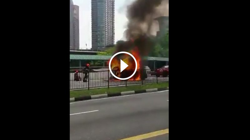 Toyota Wish esplode alla stazione di Singapore [Video] 