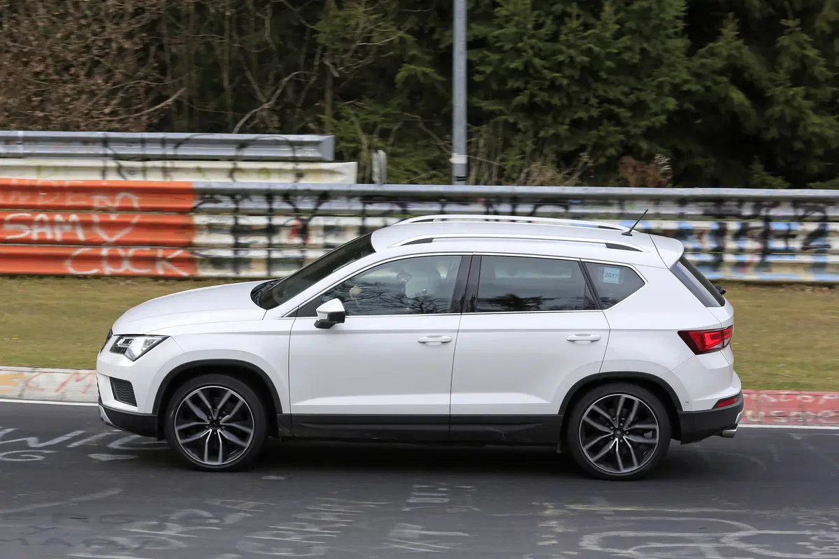 Seat Ateca Cupra, test al Ring per la più potente  (7)