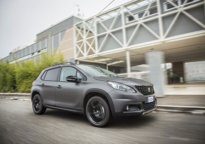 Peugeot 2008 Black Matt, ecco la nuova top di gamma