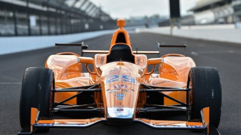 Fernando Alonso, la livrea della sua McLaren per Indianapolis
